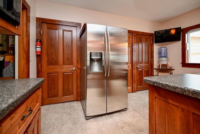 718 W Wabasha Street, Winona, MN 55987