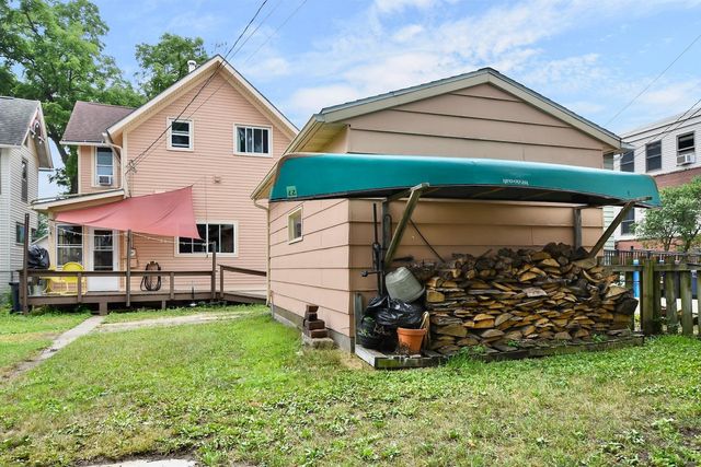 718 W Wabasha Street, Winona, MN 55987