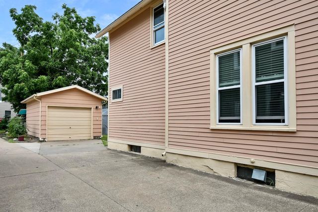 718 W Wabasha Street, Winona, MN 55987