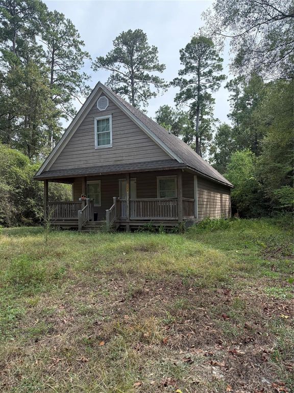224 Sequoia Lane, Onalaska, TX 77360
