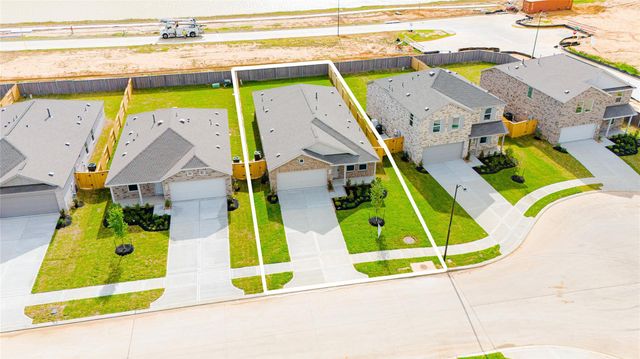 16110 Domestic Dove Way, Hockley, TX 77447