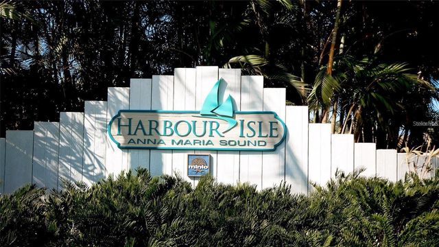 324 HARBOUR SOUND COURT, Bradenton, FL 34209