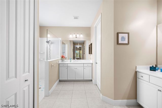 3675 Canopy CIR, Naples, FL 34120