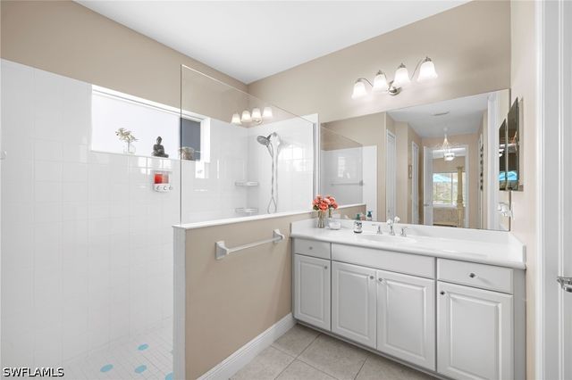 3675 Canopy CIR, Naples, FL 34120