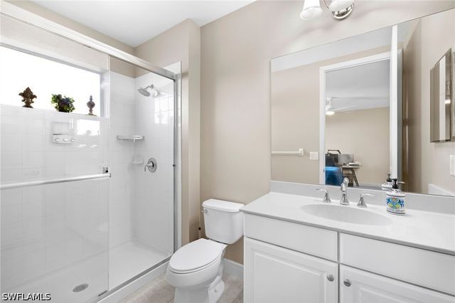 3675 Canopy CIR, Naples, FL 34120