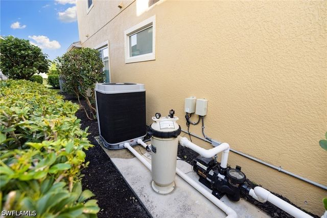 3675 Canopy CIR, Naples, FL 34120