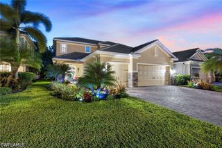 3675 Canopy CIR, Naples, FL 34120