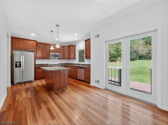 282 South St, New Providence Boro, NJ 07974