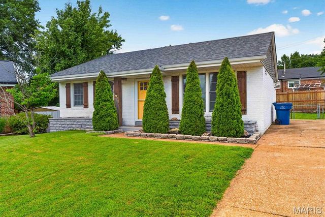 3853 Rainor Court, St Louis, MO 63116