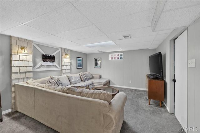 3853 Rainor Court, St Louis, MO 63116