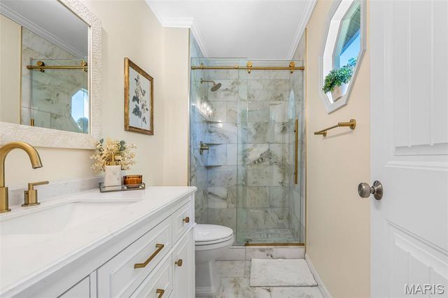 3750 Lemay Woods Drive, St Louis, MO 63129