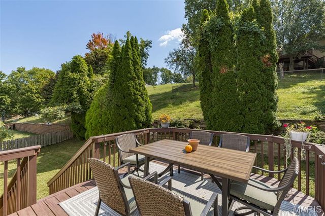 3750 Lemay Woods Drive, St Louis, MO 63129