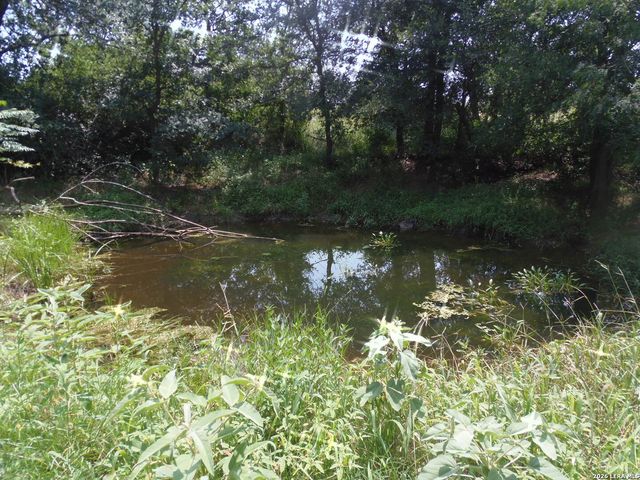 90 Romberg Road, Dale, TX 78616