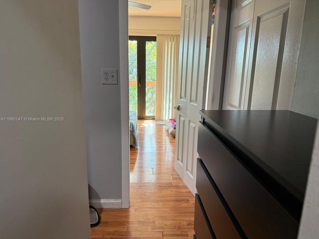 4018 Del río way, Sunrise, FL 33351