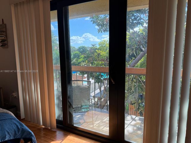 4018 Del río way, Sunrise, FL 33351