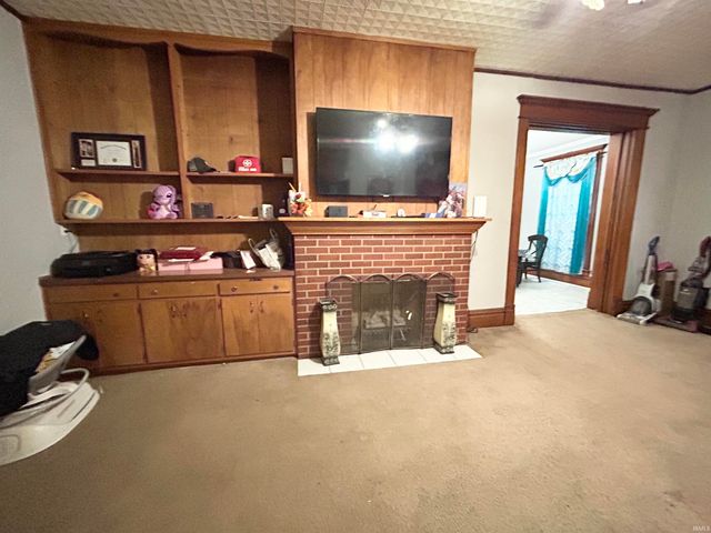 1214 E Broadway Street, Logansport, IN 46947