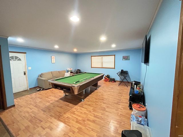 1214 E Broadway Street, Logansport, IN 46947