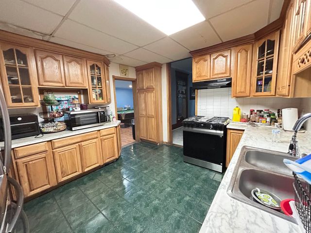 1214 E Broadway Street, Logansport, IN 46947