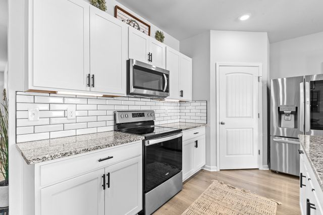 253 Addison Ave, Chapel Hill, TN 37034