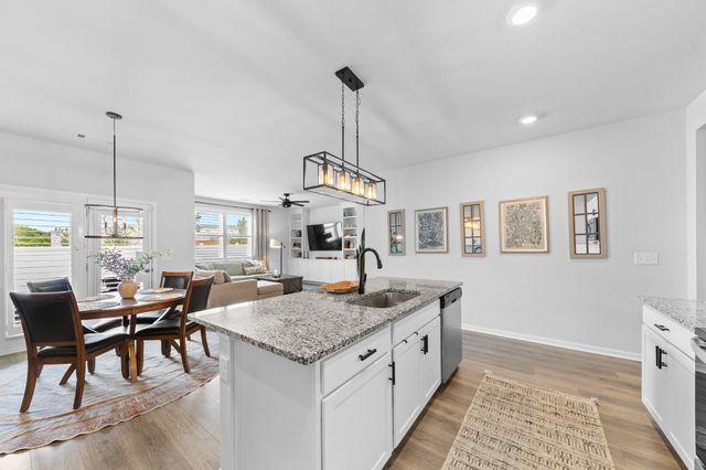 253 Addison Ave, Chapel Hill, TN 37034