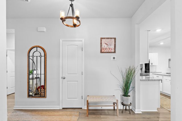 253 Addison Ave, Chapel Hill, TN 37034