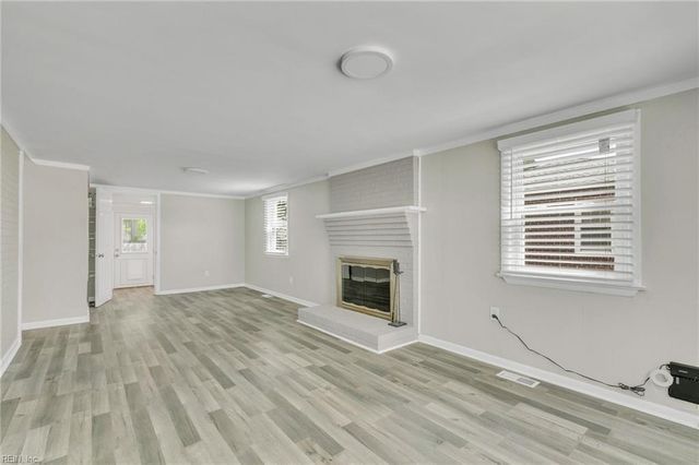 25 Ballard RD, Newport News, VA 23601