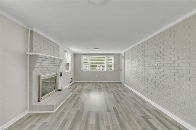 25 Ballard RD, Newport News, VA 23601