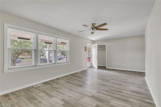 25 Ballard RD, Newport News, VA 23601