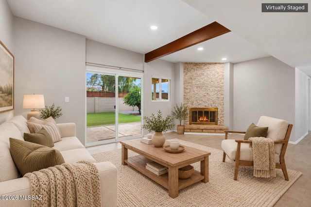 7652 E Waverly Street, Tucson, AZ 85715
