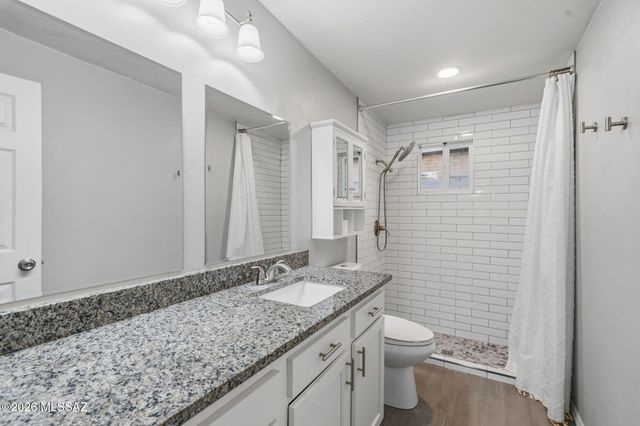 7652 E Waverly Street, Tucson, AZ 85715