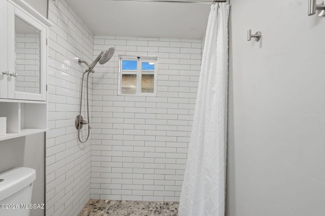 7652 E Waverly Street, Tucson, AZ 85715