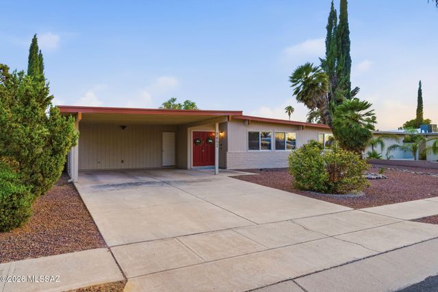 7652 E Waverly Street, Tucson, AZ 85715