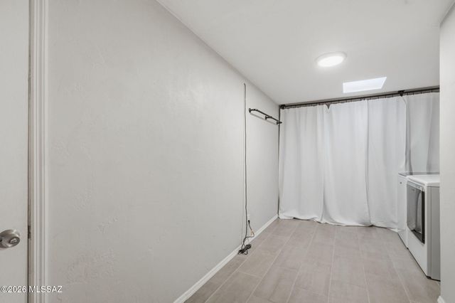 7652 E Waverly Street, Tucson, AZ 85715