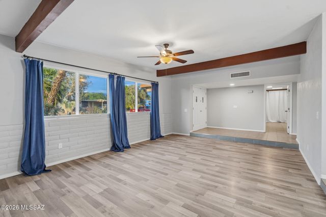7652 E Waverly Street, Tucson, AZ 85715
