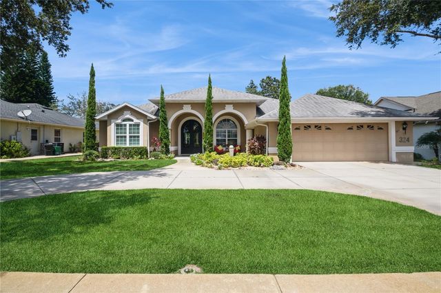 324 HAMPTON HILLS COURT, Debary, FL 32713