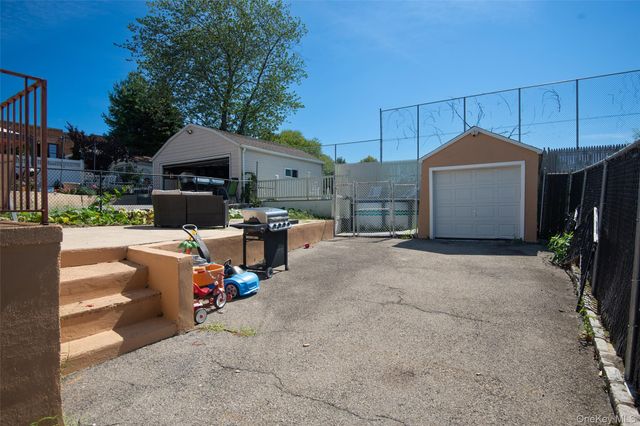 38 Emmett Terrace, New Rochelle, NY 10805