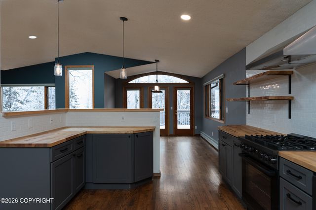 19430 Citation Road, Eagle River, AK 99577