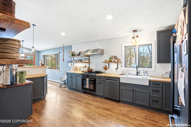 19430 Citation Road, Eagle River, AK 99577