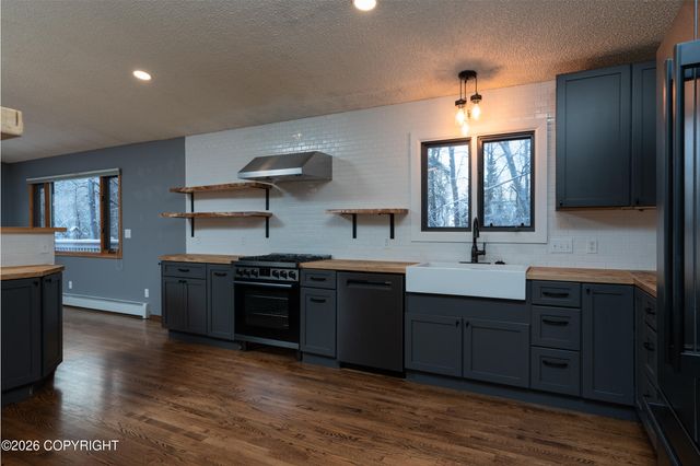 19430 Citation Road, Eagle River, AK 99577