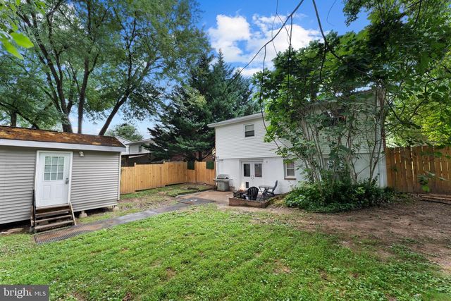 13209 HAWTHORN LN, Woodbridge, VA 22193