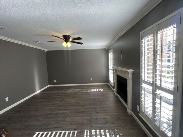 6700 Richardson Road 305, Houston, TX 77069