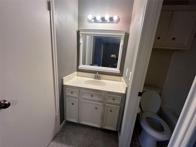 6700 Richardson Road 305, Houston, TX 77069