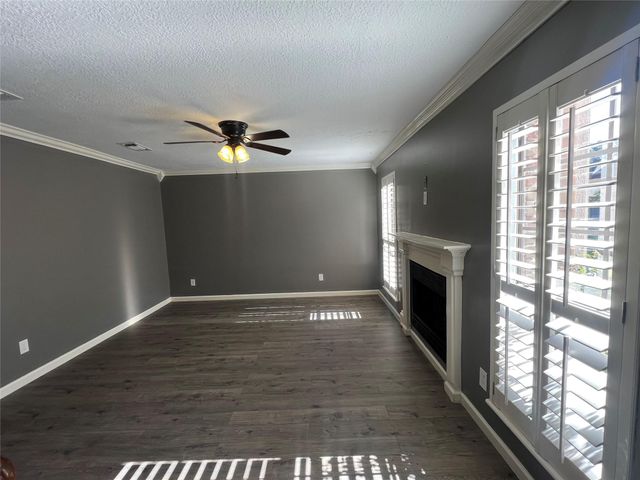 6700 Richardson Road 305, Houston, TX 77069