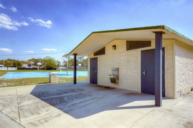 3522 SPRINGVILLE DRIVE, Valrico, FL 33596