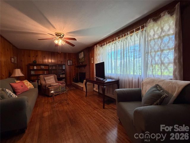 1345 Rock Hill Street, Nebo, NC 28761