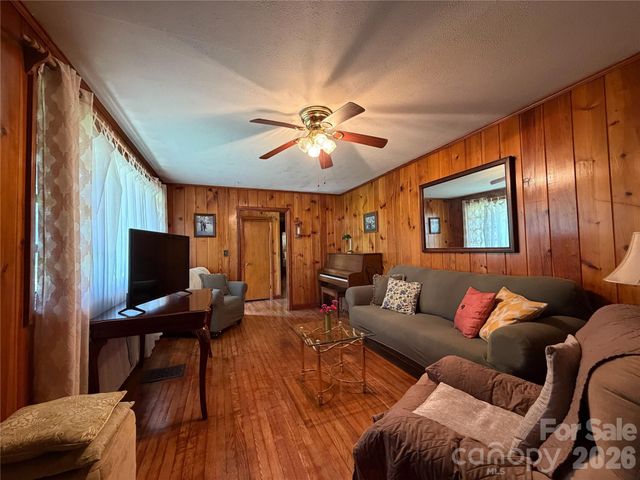 1345 Rock Hill Street, Nebo, NC 28761