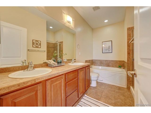 4100 Albion St 875, Denver, CO 80216