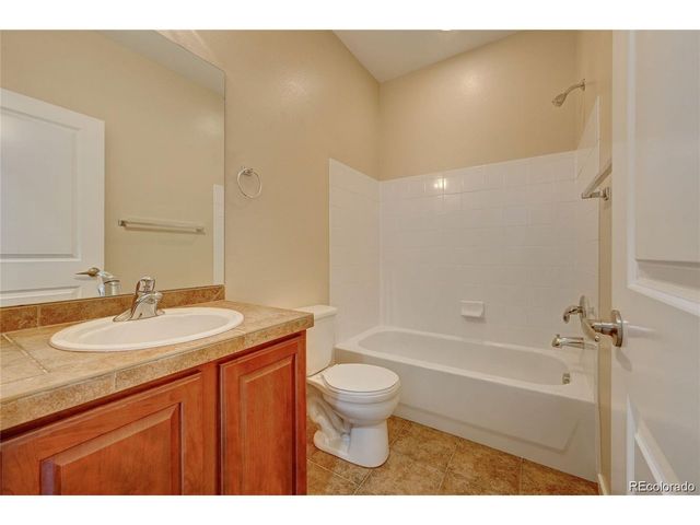 4100 Albion St 875, Denver, CO 80216