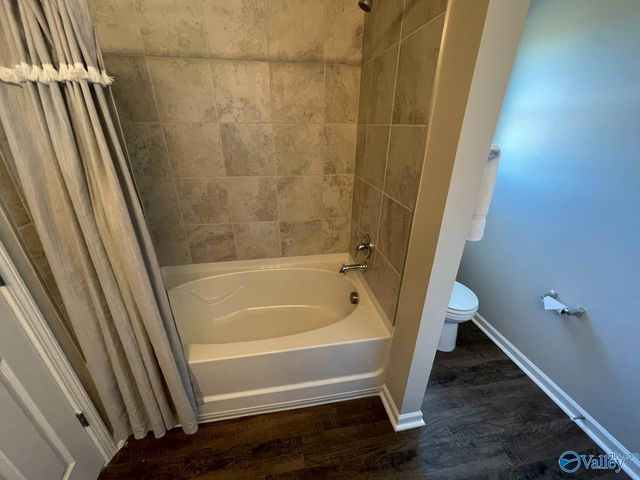 4316 Foxwood Drive, Decatur, AL 35603