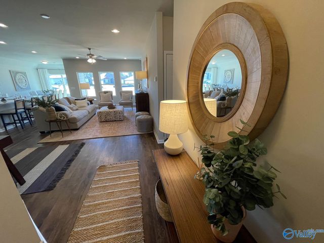 4316 Foxwood Drive, Decatur, AL 35603